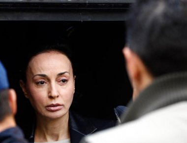 Αγωγή της Βίκυ Σταμάτη στον Π. Πολάκη - Ζητά αποζημίωση ... 1 εκ. ευρώ για το «νεόπλουτο τσουλί»